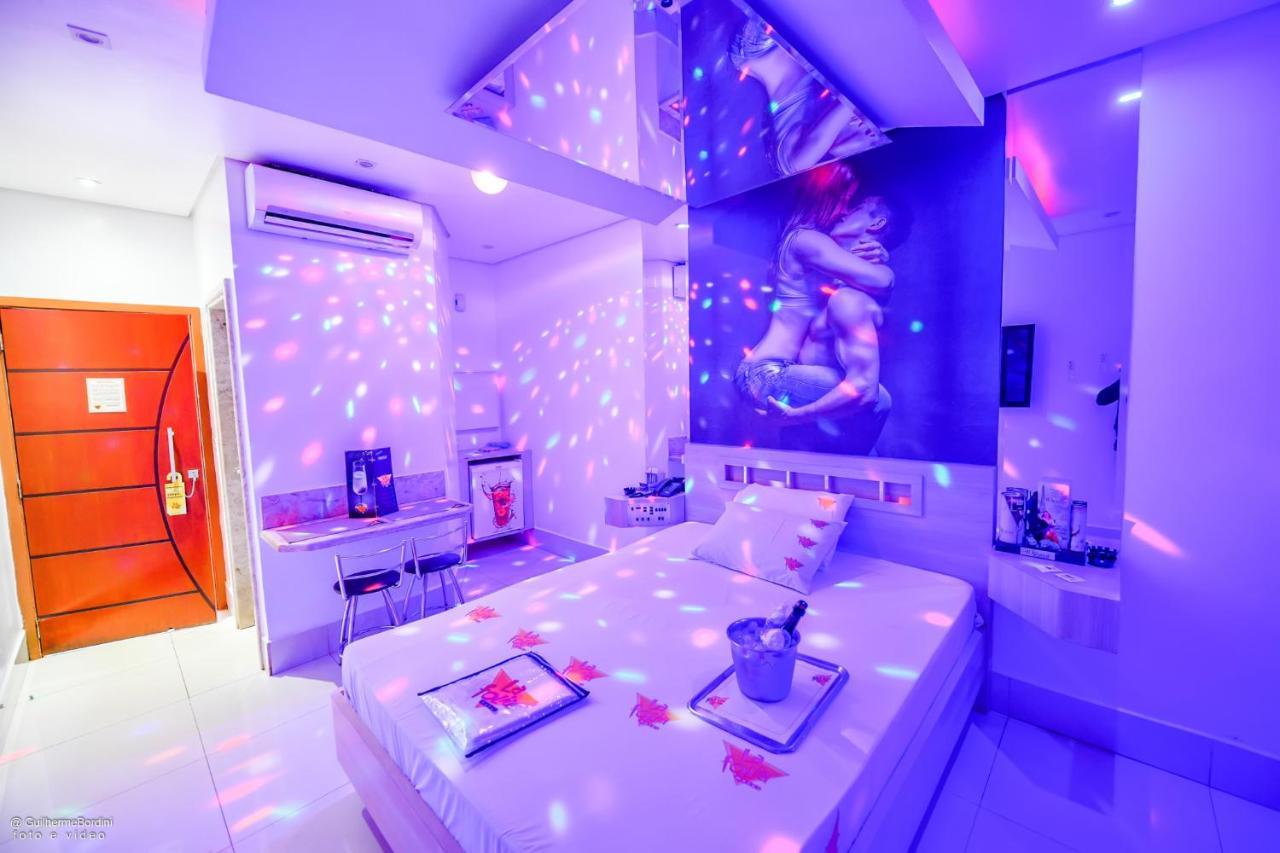 Motel La Folia Ribeirão Preto Екстериор снимка