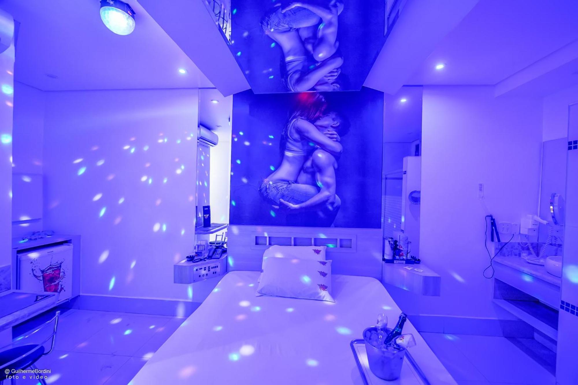 Motel La Folia Ribeirão Preto Екстериор снимка