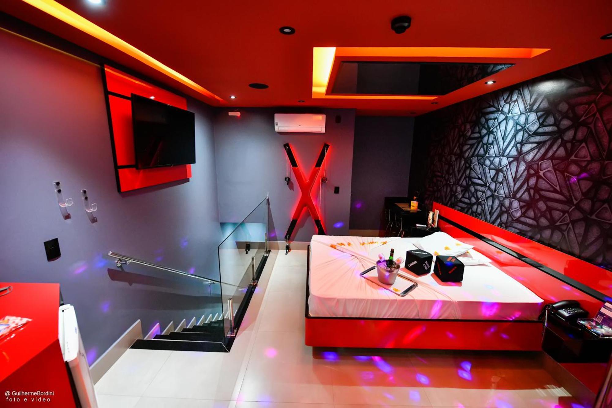 Motel La Folia Ribeirão Preto Екстериор снимка