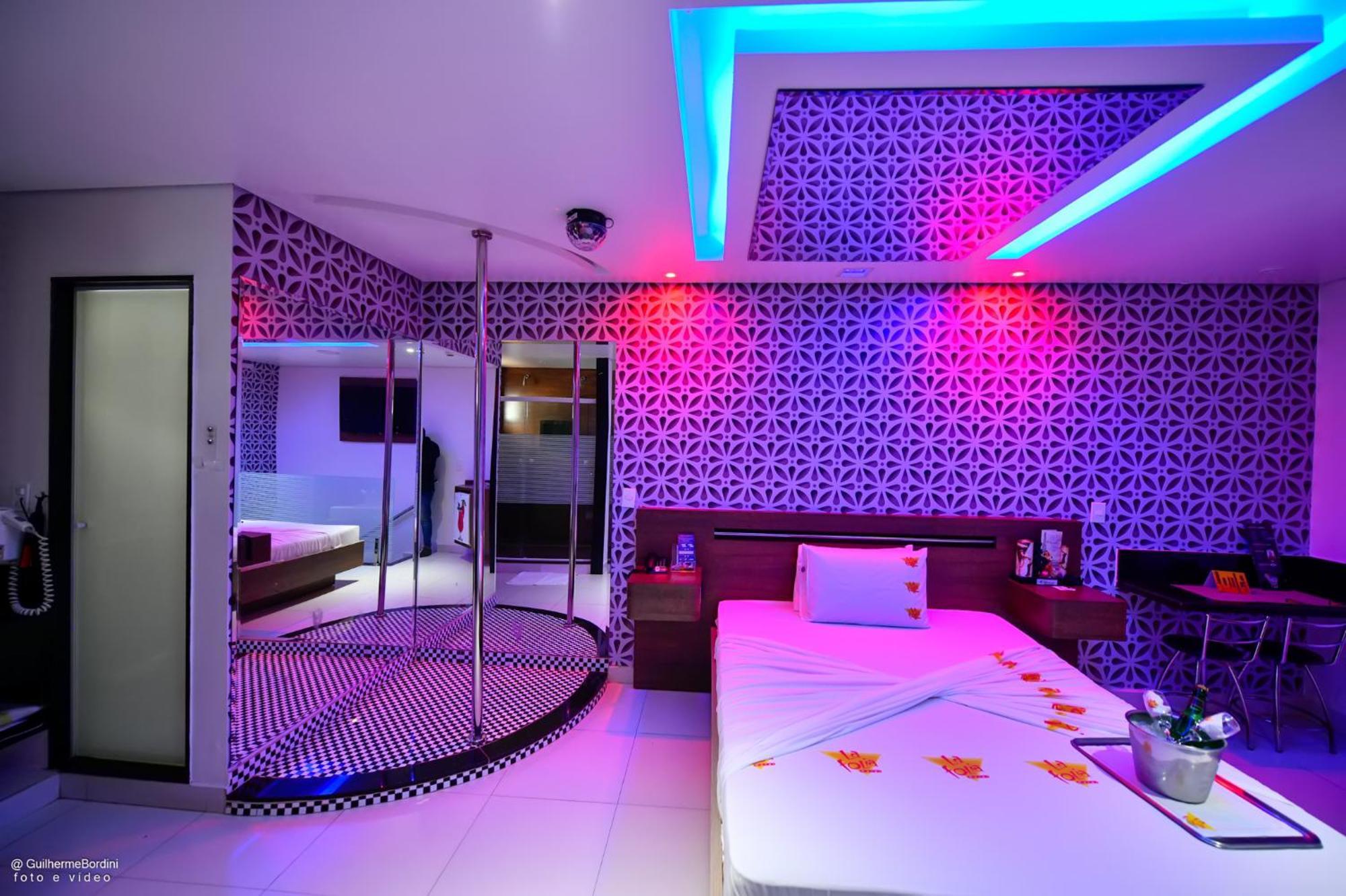Motel La Folia Ribeirão Preto Екстериор снимка