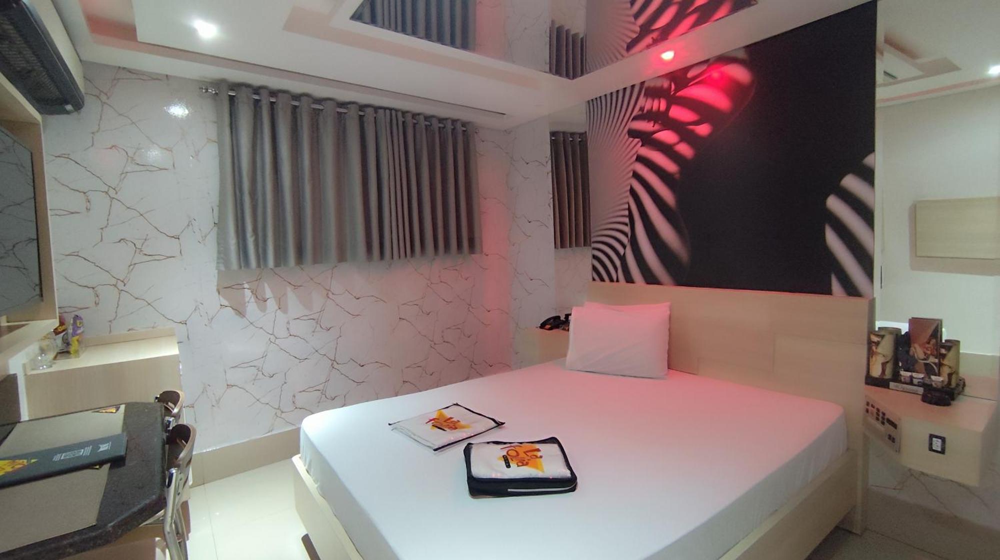 Motel La Folia Ribeirão Preto Екстериор снимка